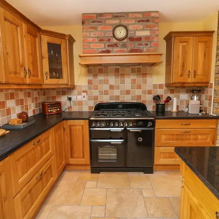 Caha Cottage, *