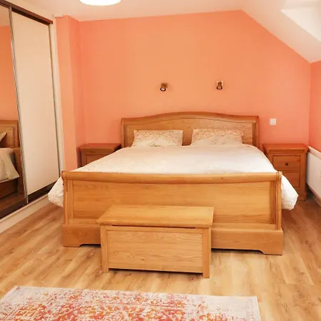 Caha Cottage, *